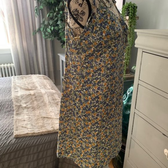 Shein Shoulder Tie Dress - Picture 3 of 4